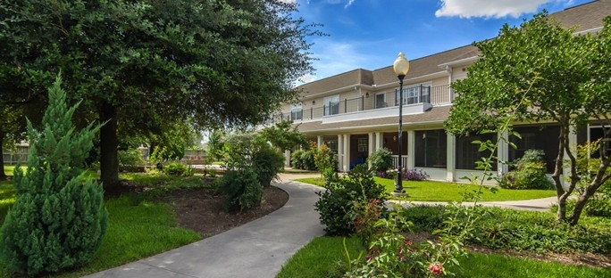 Exterior of Brookdale Spring Shadows in HOUSTON, TX