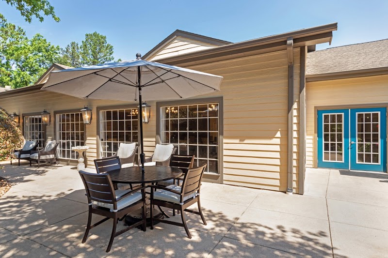 Exterior of Lewis Park Estates Senior Living in CONROE, TX