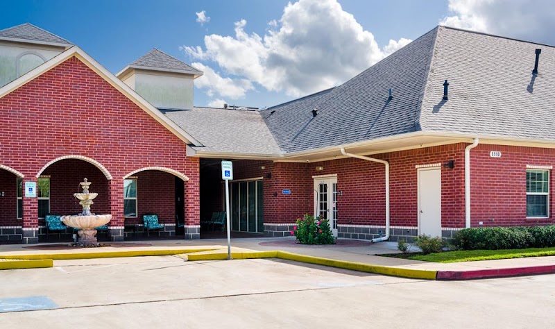 Exterior of Optimum Personal Care - Sugar Land in SUGAR LAND, TX