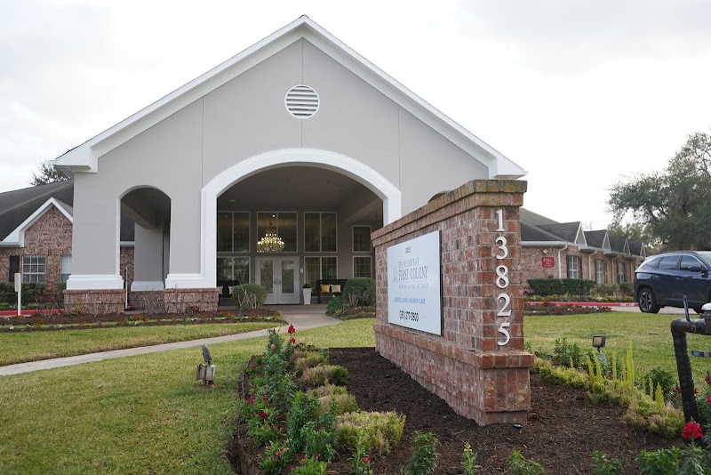 Exterior of Reserve at First Colony Senior Living in Sugar Land, TX