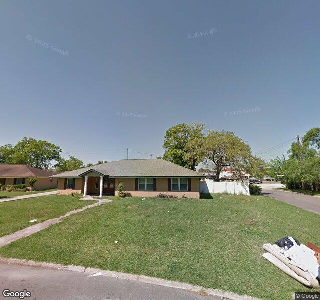 Exterior of Sun Rose Adult Home in HOUSTON, TX
