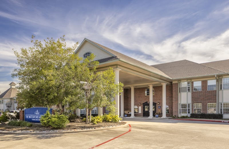 Exterior of The Waterford At Baytown in BAYTOWN, TX